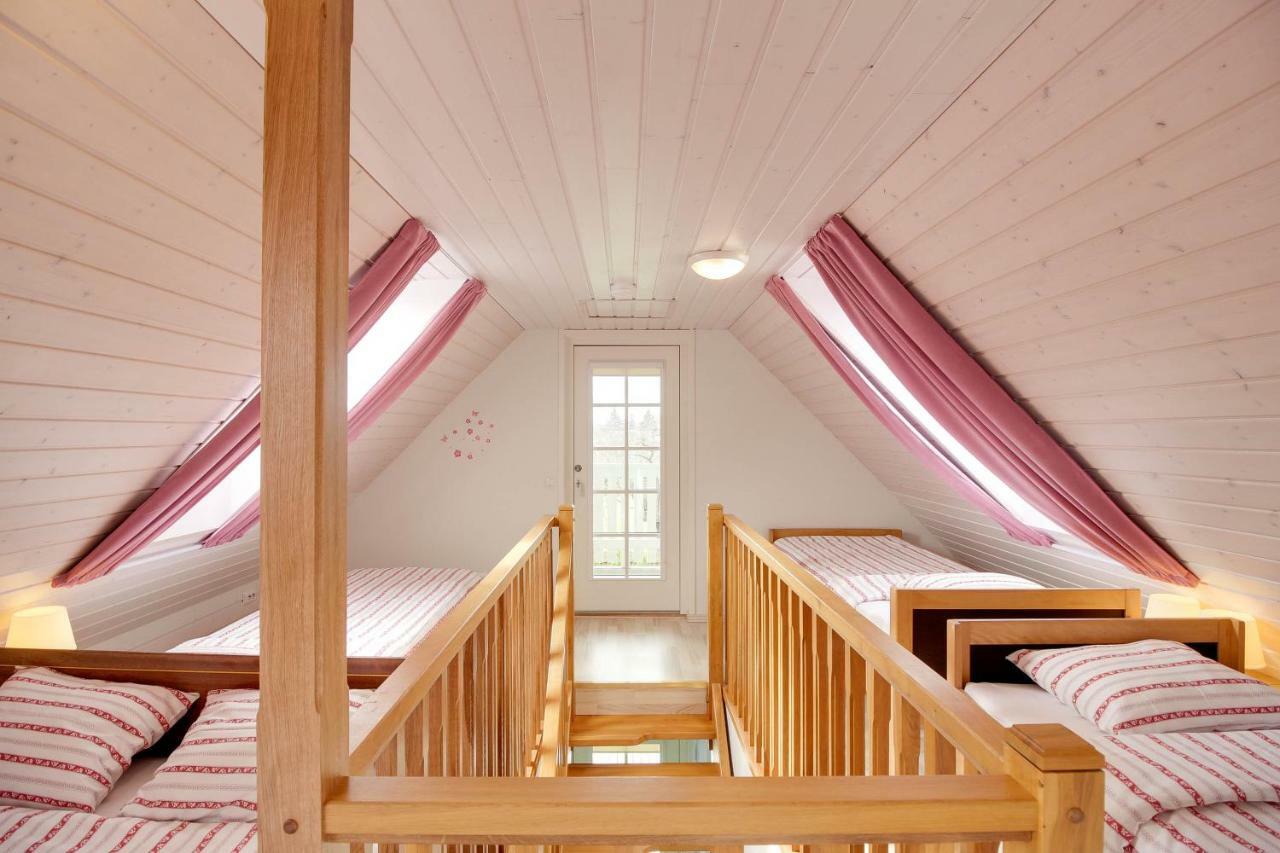 Kasekese Holiday Home With Sauna And Garden Kuressaare Ngoại thất bức ảnh